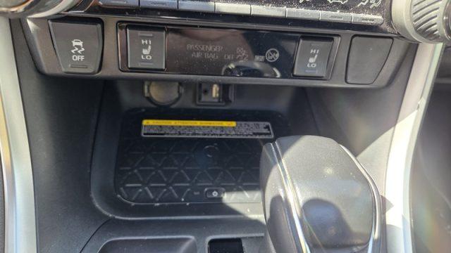 TOYOTA RAV 4 RAV4 2.5 HV (222CV) E-CVT AWD-i Lounge PERMUTE