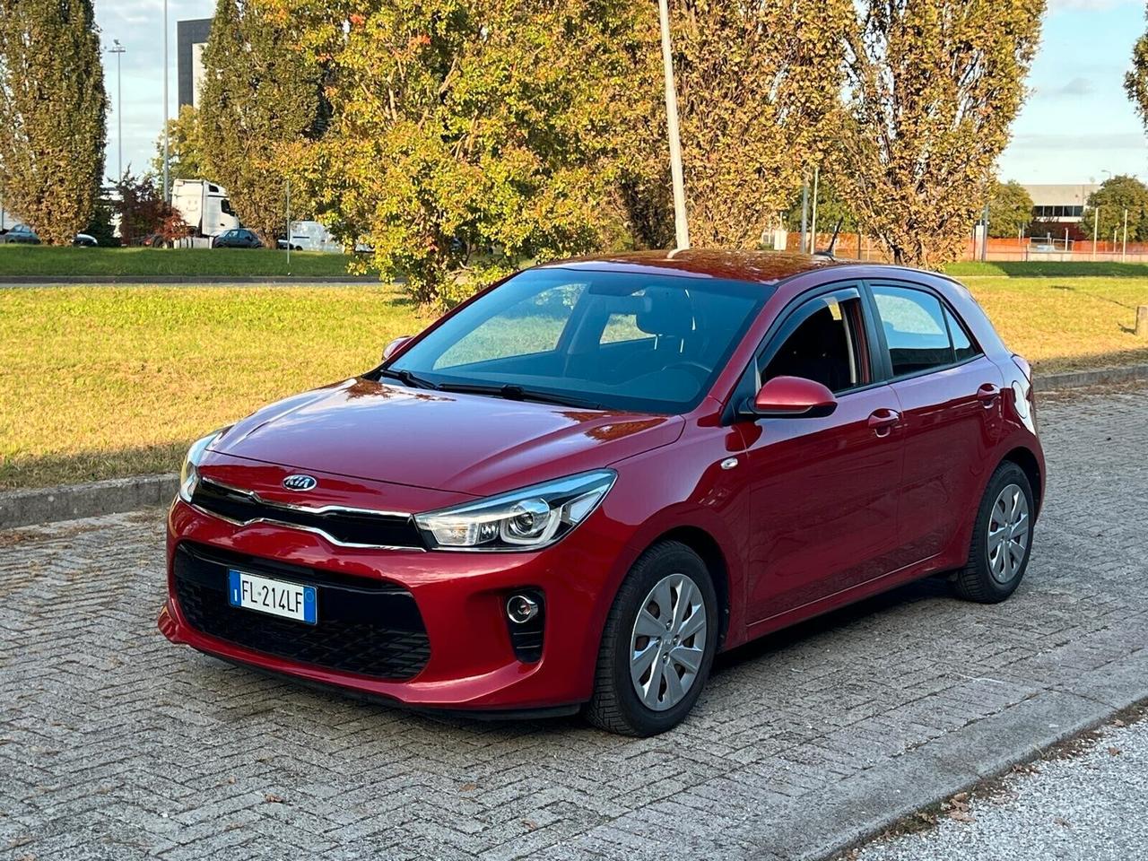 Kia Rio 1.4 CRDi NEOPATENTATI 2018