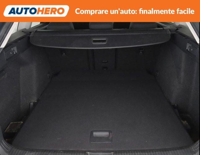 VOLKSWAGEN Golf Variant 1.0 eTSI EVO DSG Life