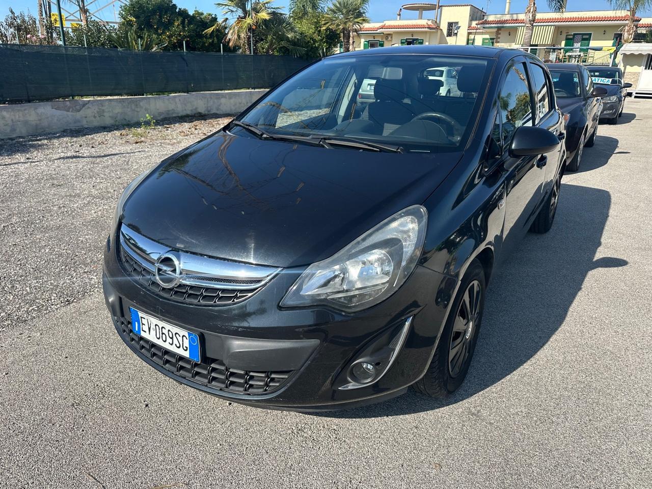 Opel Corsa 1.3 Diesel 2014 12 mesi di garanzia