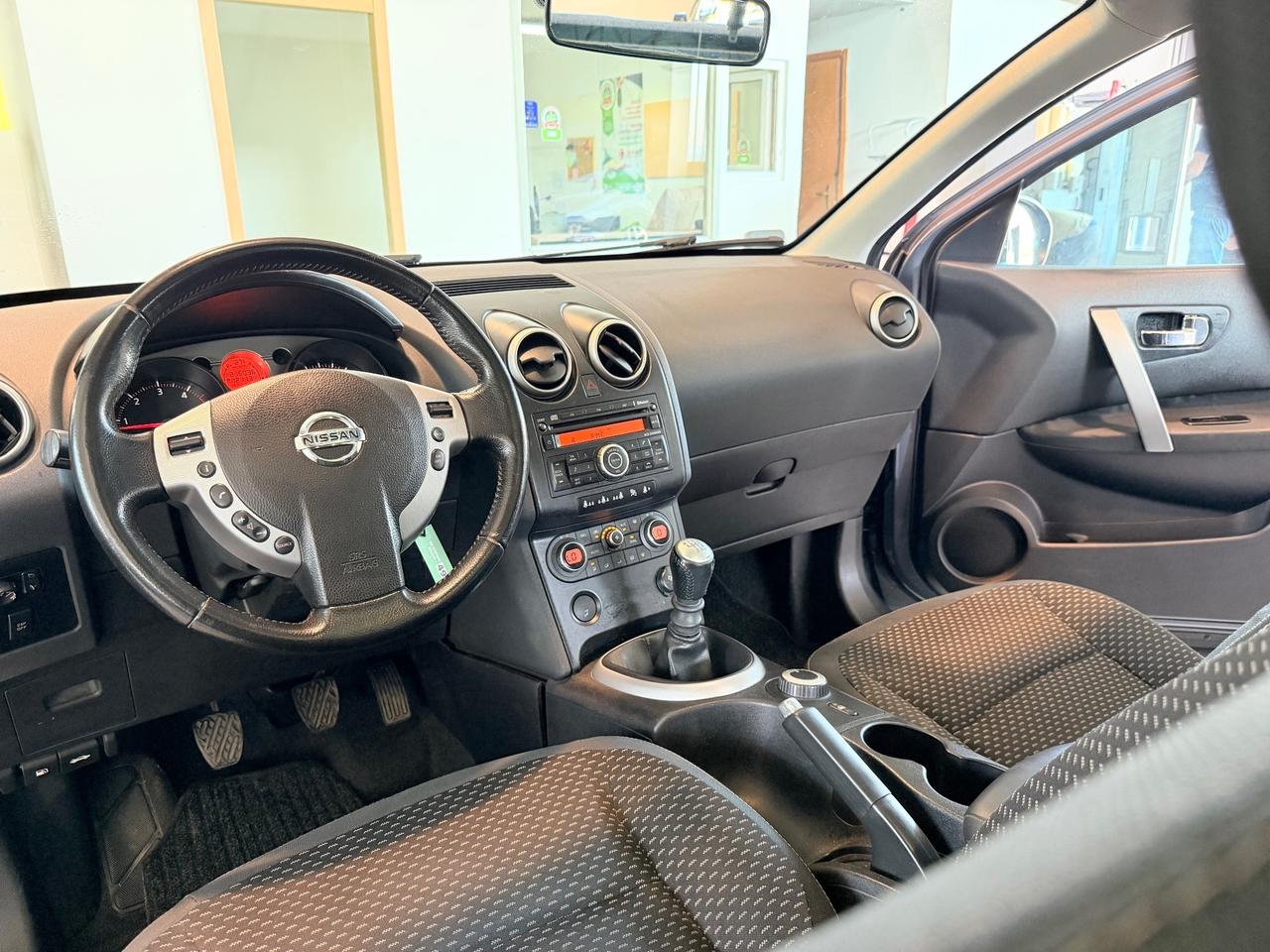 Nissan Qashqai 2.0 dCi DPF 4WD Tekna Tetto