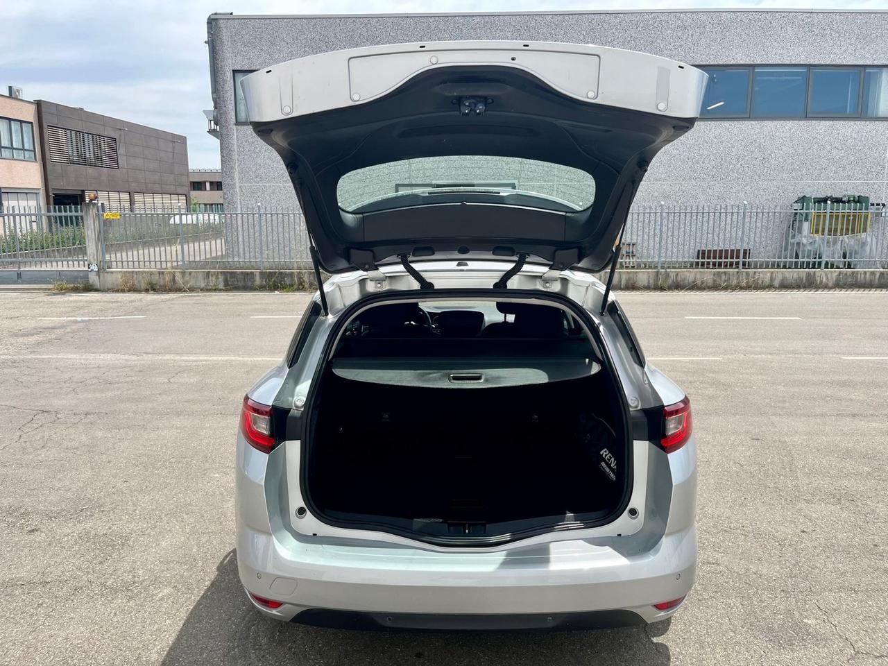 Renault Megane sw 1.2benzina 2017 135.000km perfetta