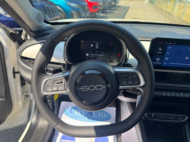 FIAT 600 Hybrid 100 CV DCT MHEV