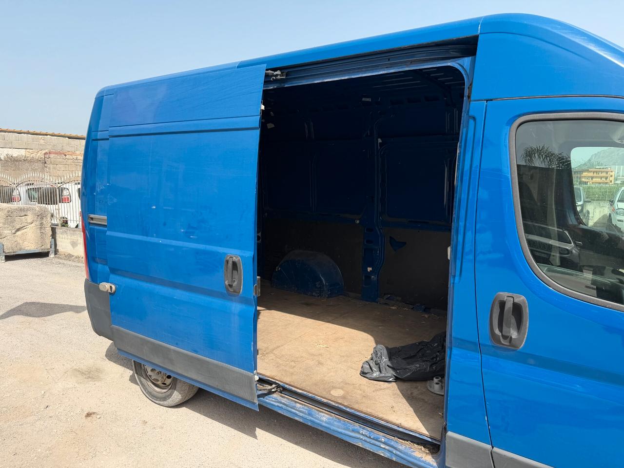 PEUGEOT BOXER 2018 2.0 DIESEL 131 CV *LEGGI
