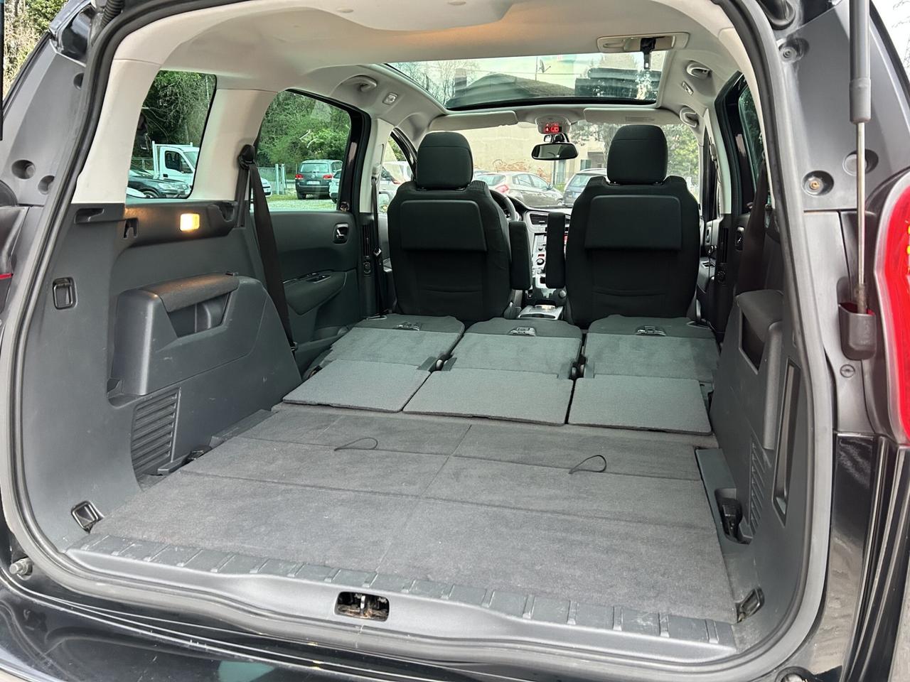 PEUGEOT 5008 1.6HDI 7 POSTI UNICO TOP