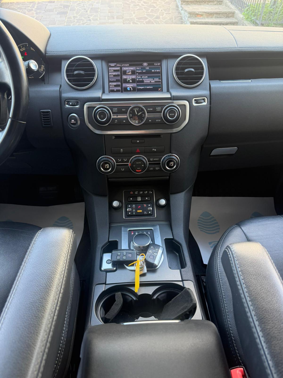 Land Rover Discovery 4 3.0 TDV6 211CV S 7 posti