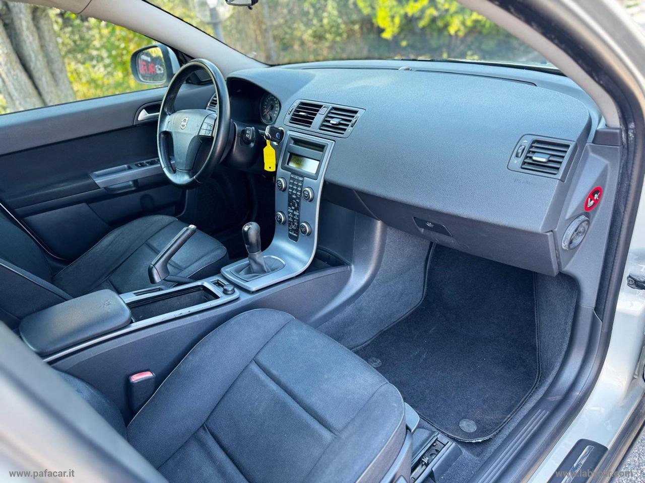 VOLVO V50 1.6 POLAR