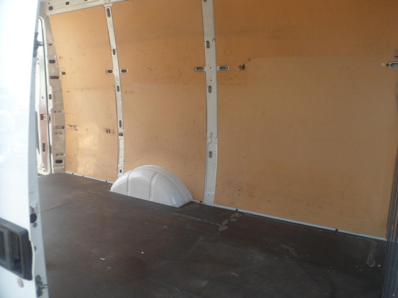Iveco Daily 35s15 furgone medio alto