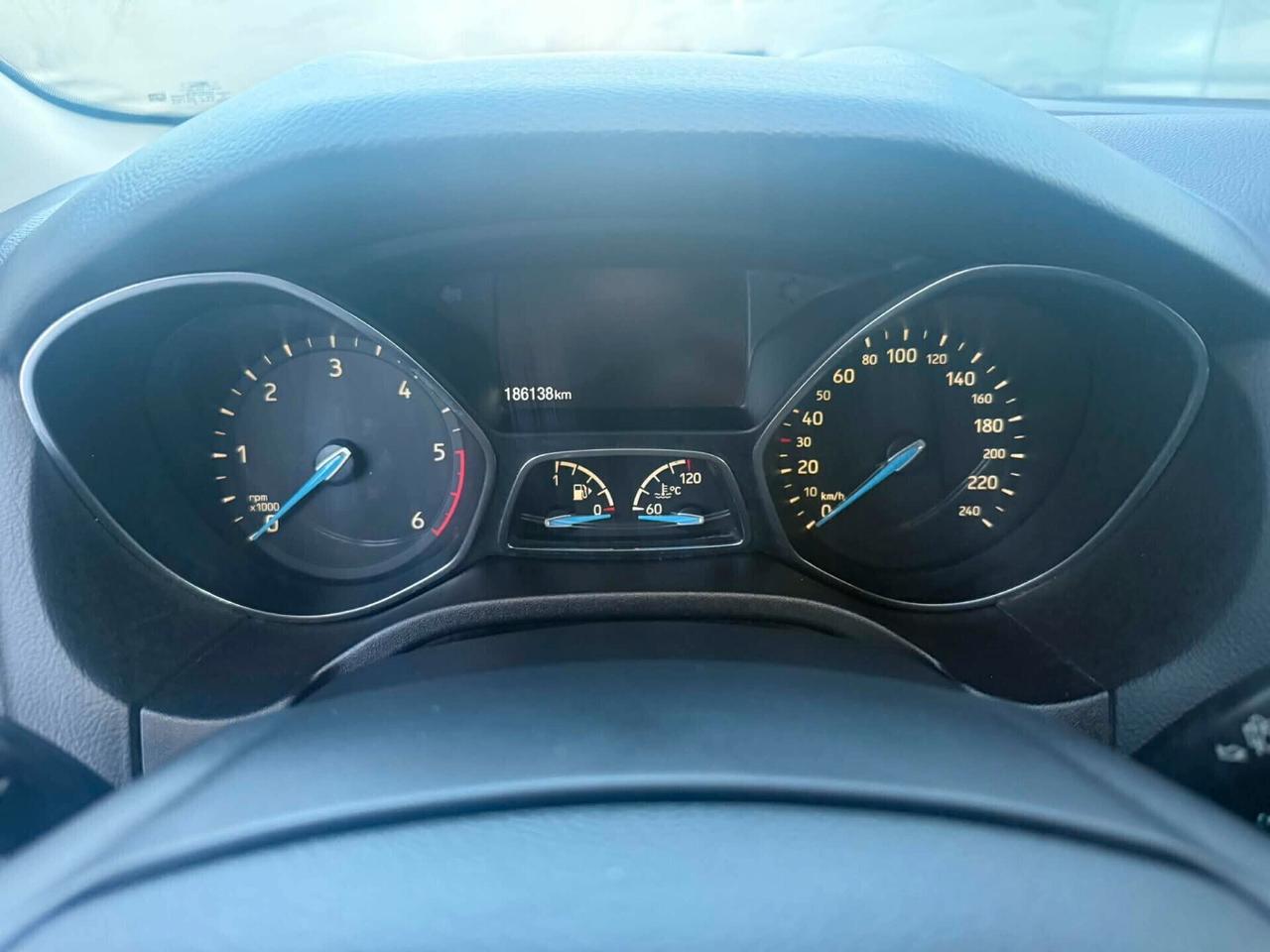 Ford Focus 1.5 TDCi 120 CV SW Titanium 186.000KM