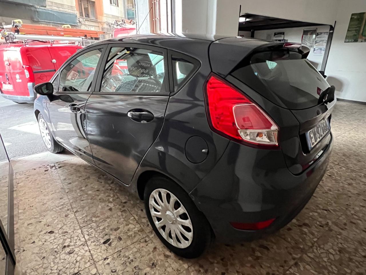 Ford Fiesta 1.5 TDCi 75CV 5 porte Business