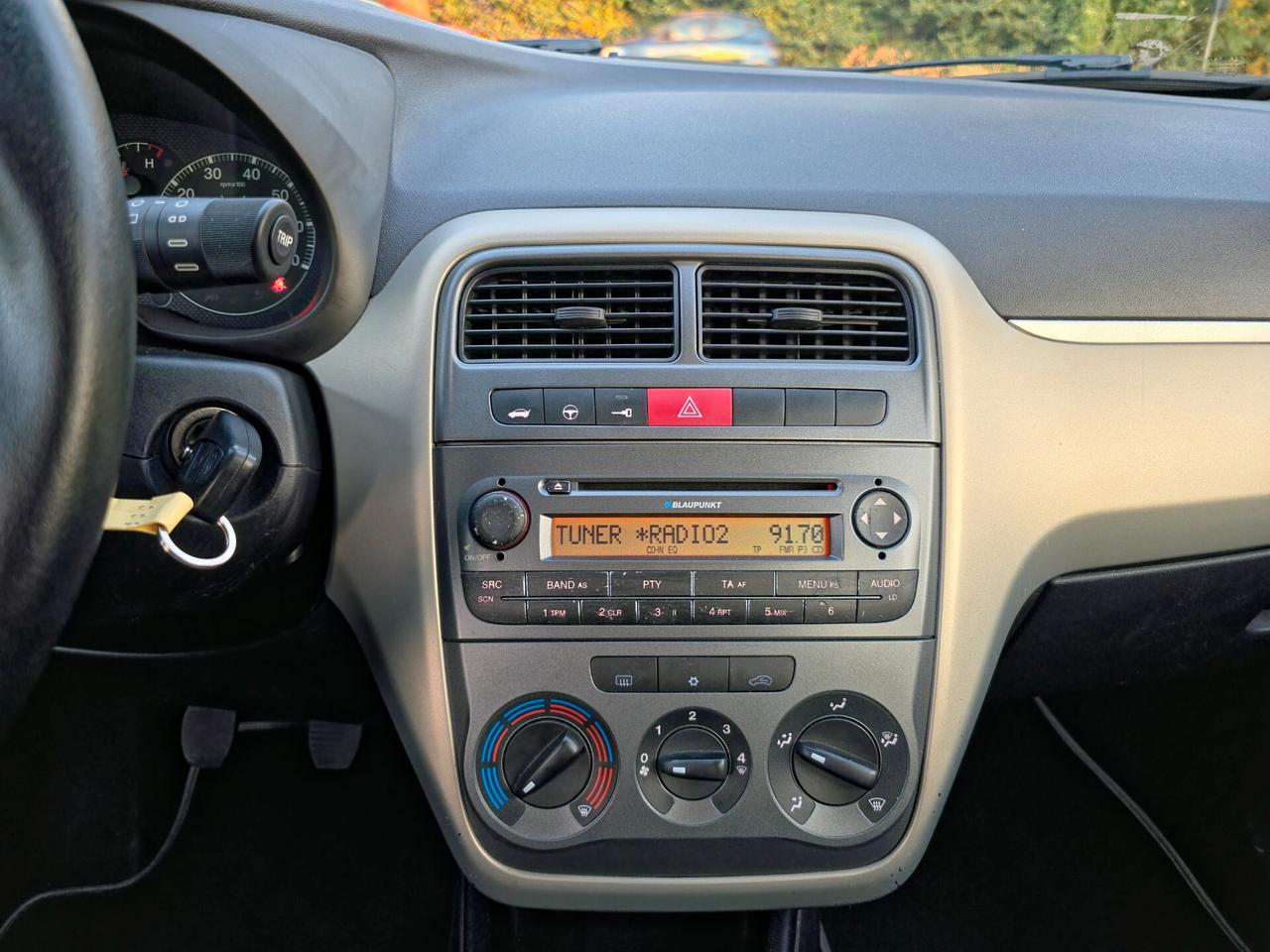 Fiat Grande Punto Grande Punto 1.4 5 porte Dynamic 2005-E4 Manuale NEO