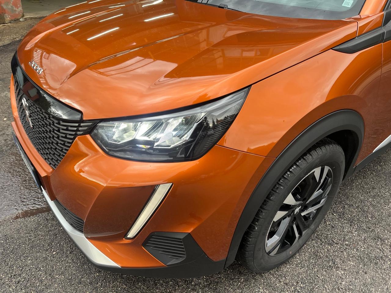 Peugeot 2008 BlueHDi 130 EAT8 Allure-Km101000-