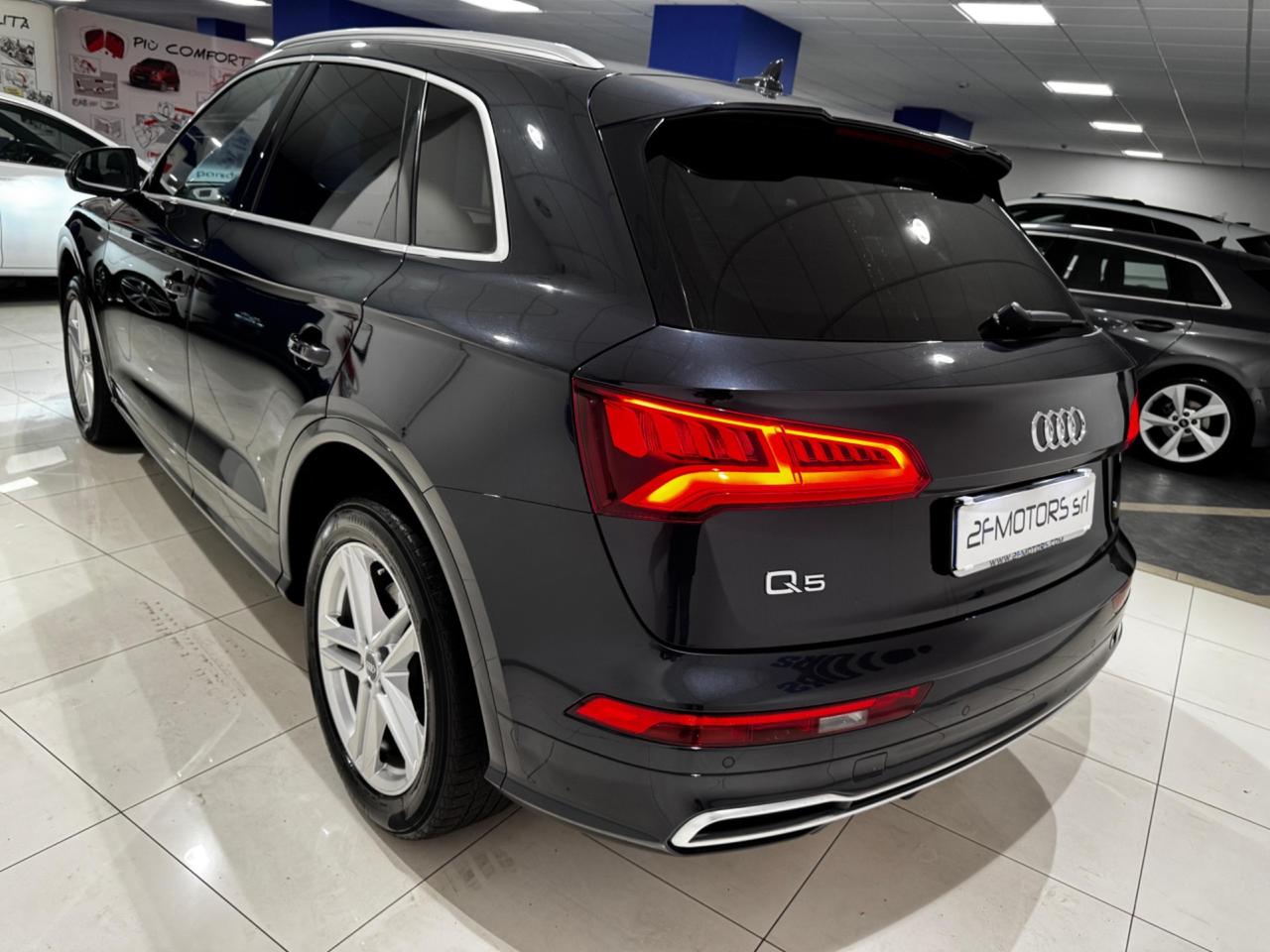 Audi Q5 40 2.0 tdi mhev S line Plus quattro 204cv s-tronic