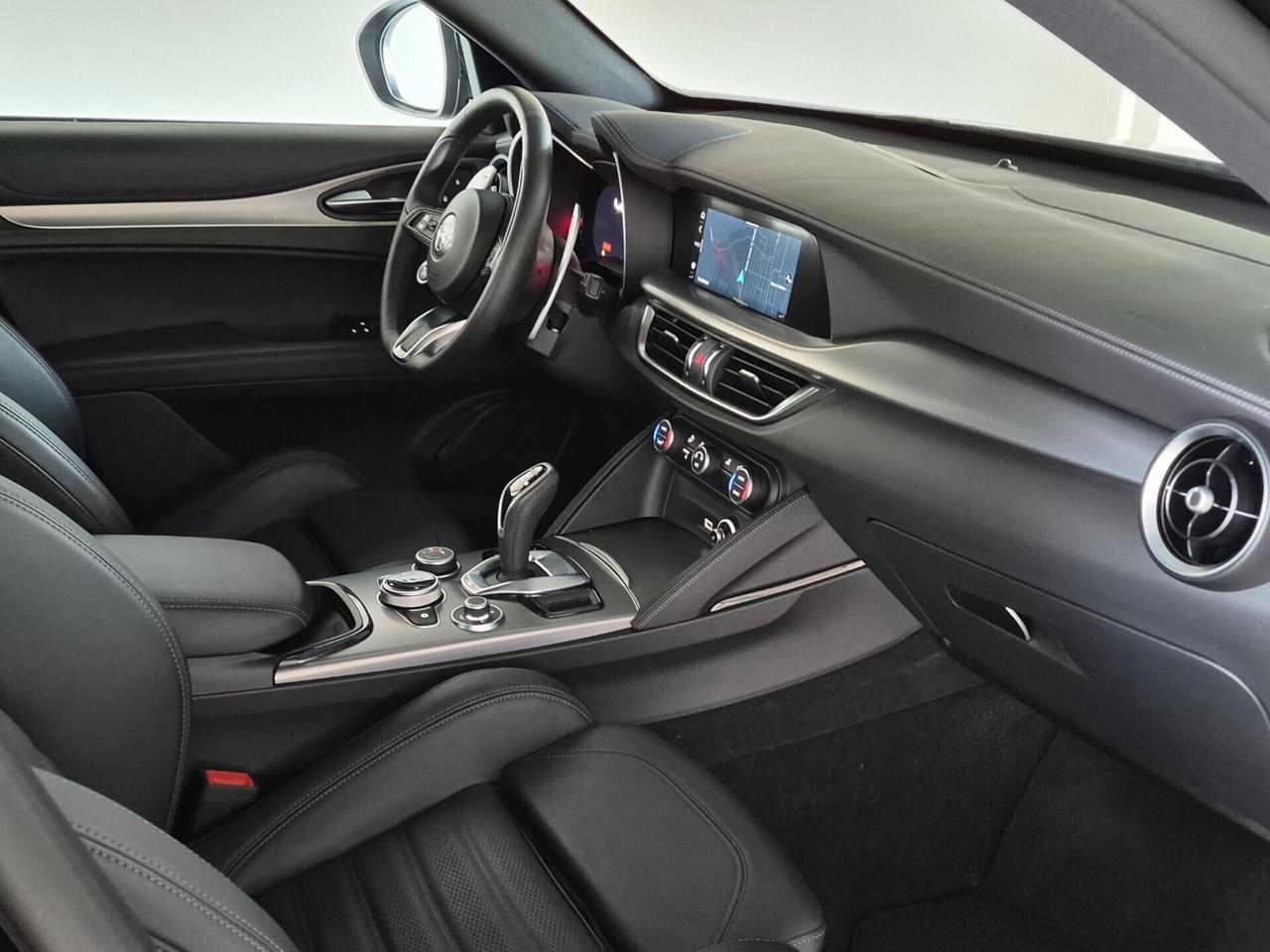 Alfa Romeo Stelvio VELOCE Q4 AT8 2.2 MTJ 210CV TOTAL BLACK C20"