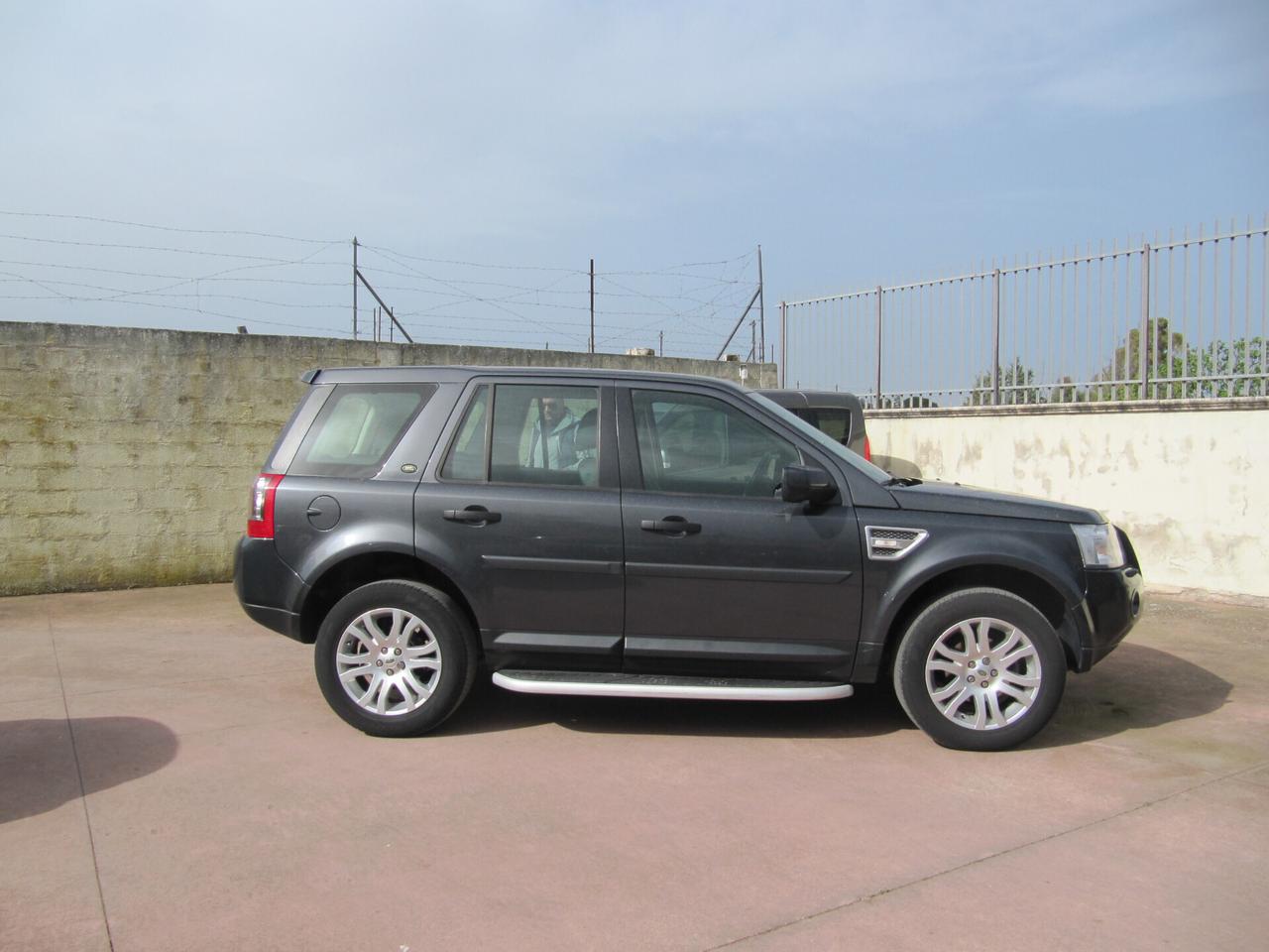 Land Rover Freelander 2.2 TD4 SE - AUTOMATICO