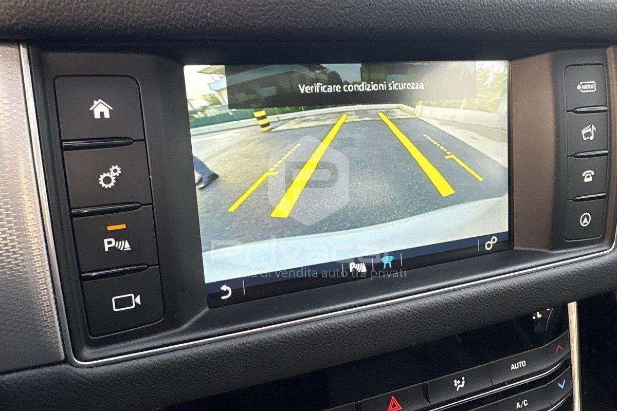 JAGUAR XF 3.0 D V6 300 CV aut. Prestige