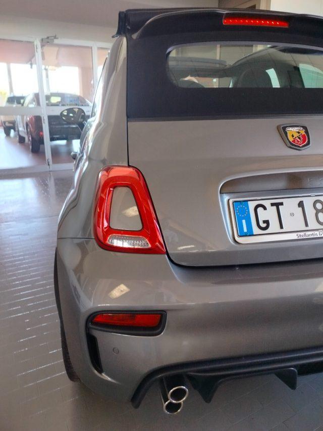 ABARTH 695 C 1.4 Turbo T-Jet 180 CV M.T.A.