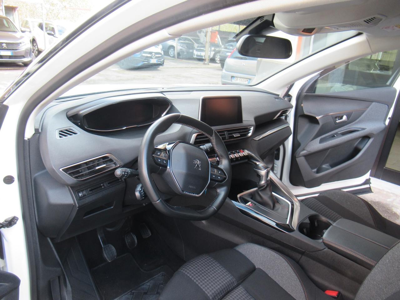 Peugeot 3008 BlueHDi 130 S&S Business