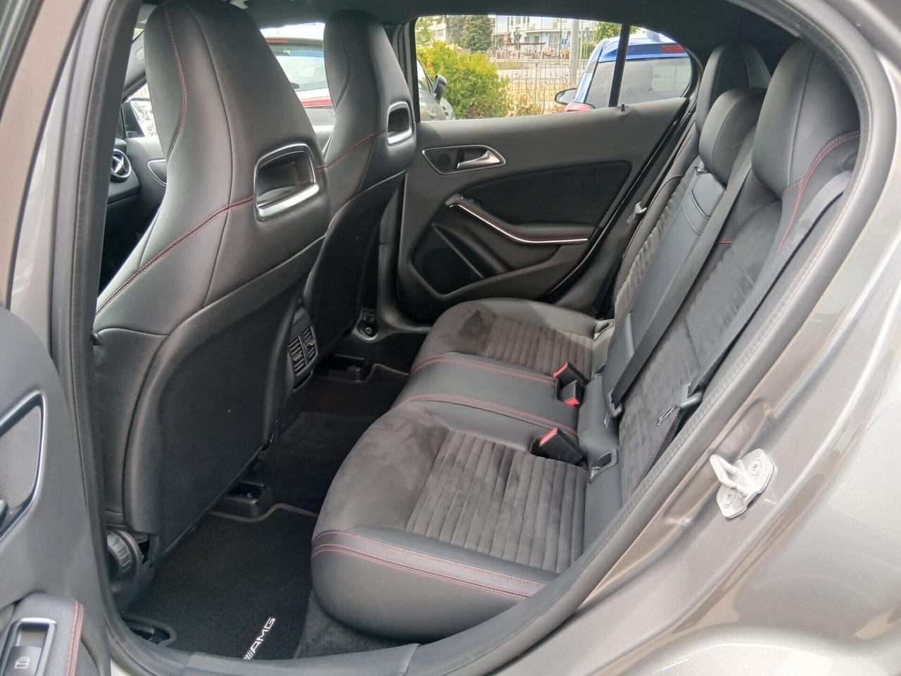 Mercedes-benz GLA 180 d Premium AMG line