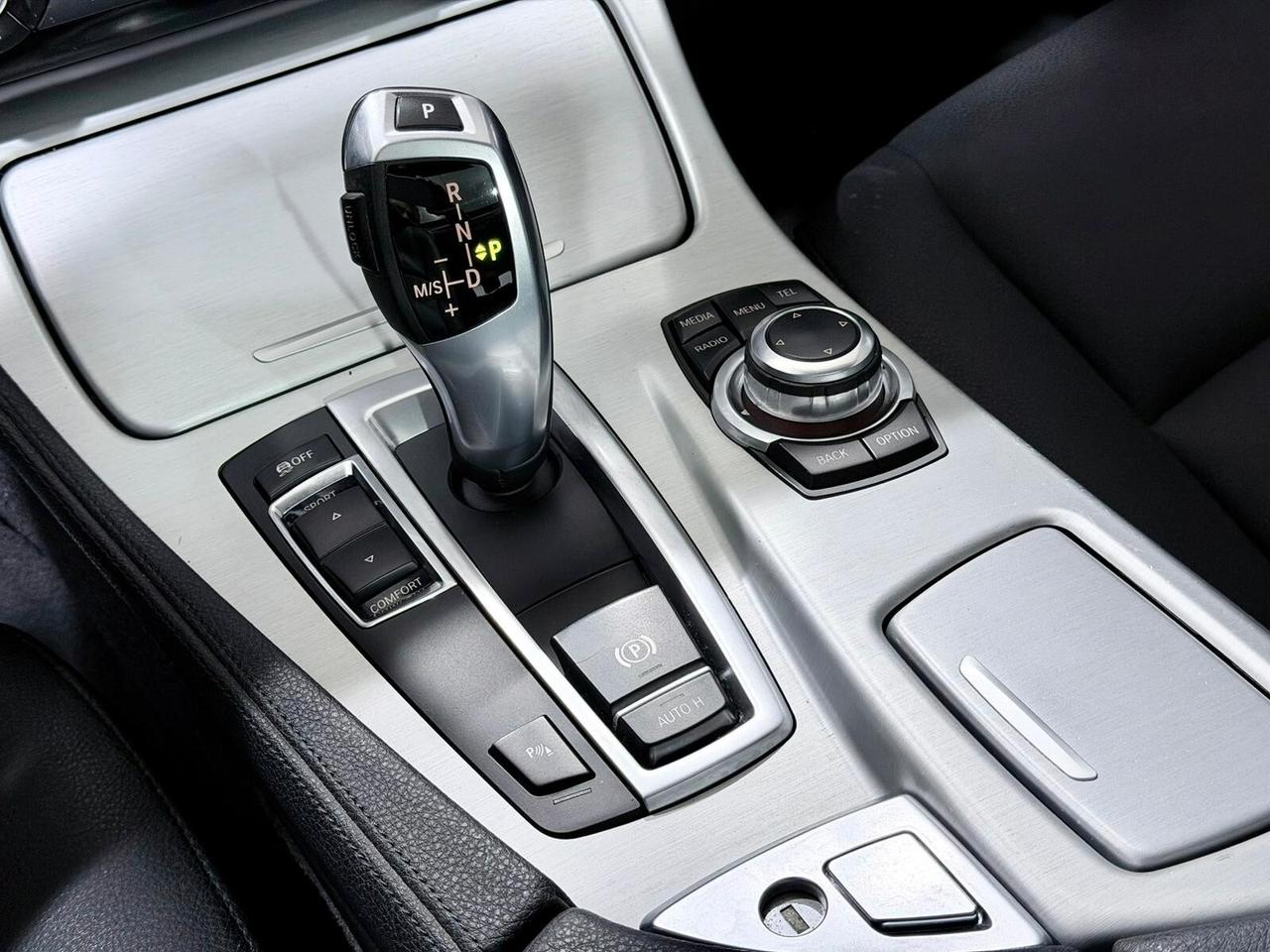 BMW 520d TOURING 190CV AUTO TETTO/PELLE