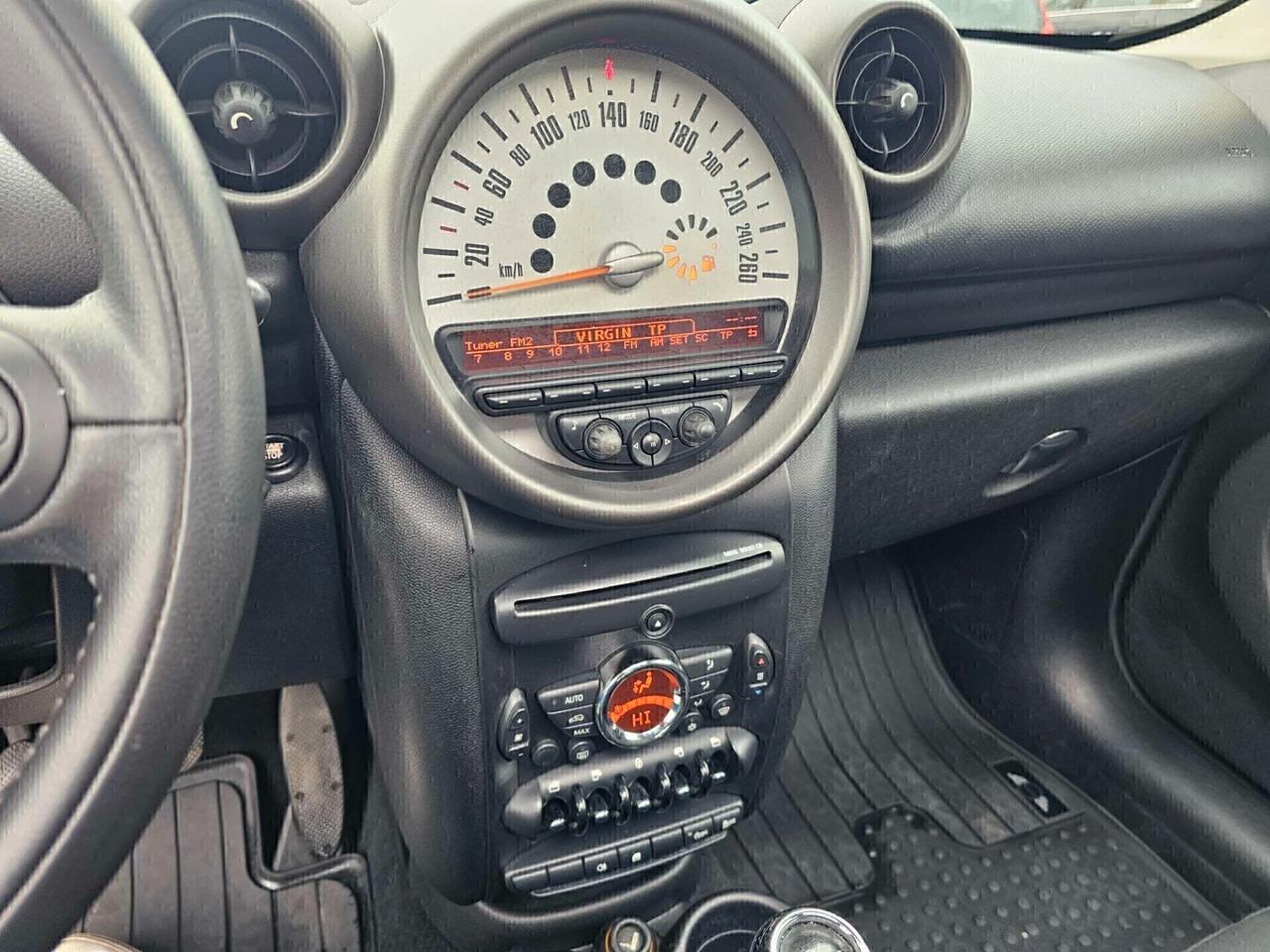 Mini Cooper D Countryman Mini 1.6 Cooper D Countryman Neopatentati