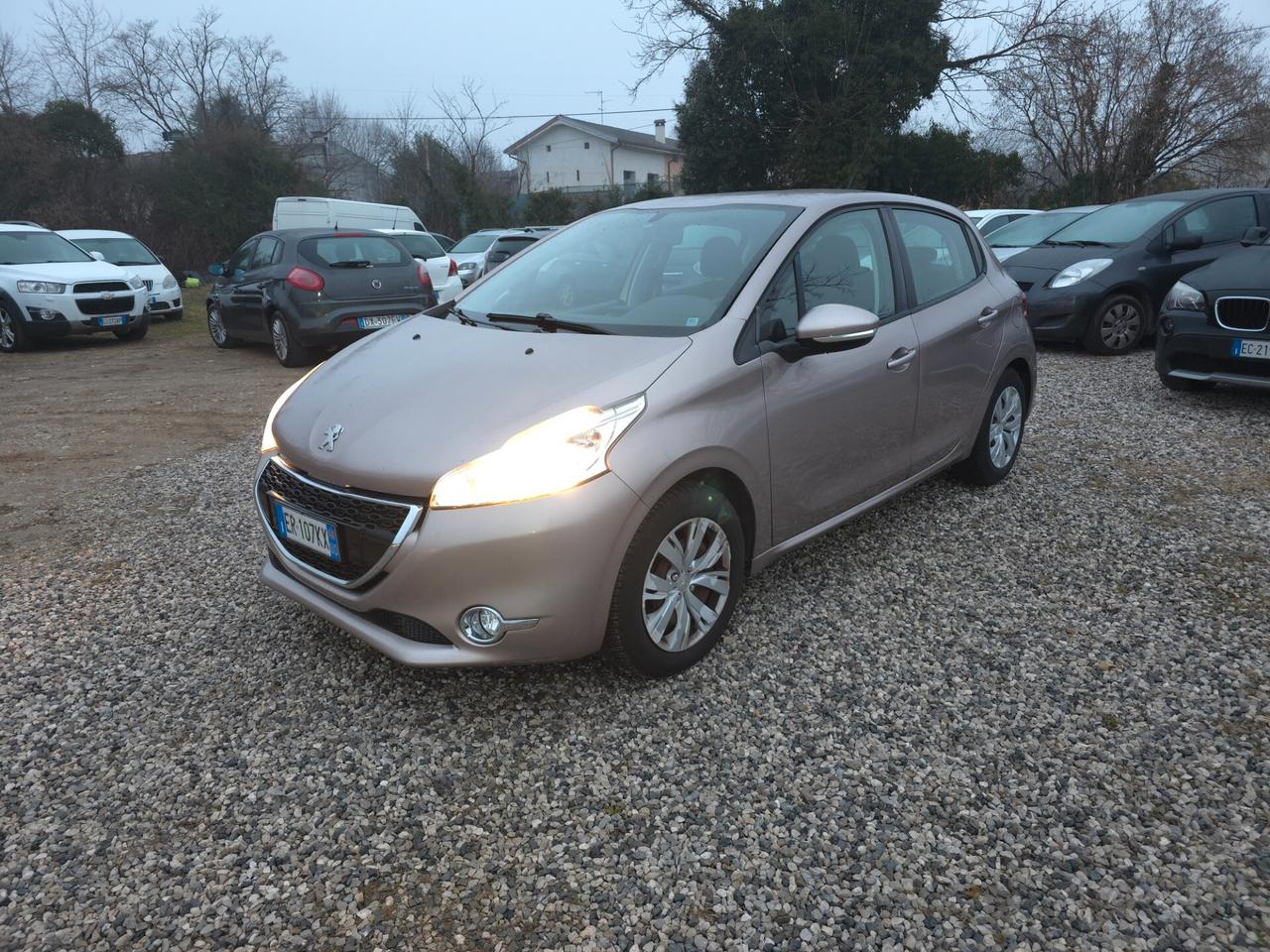 Peugeot 208 1.2 VTi 82 CV 5 porte Allure