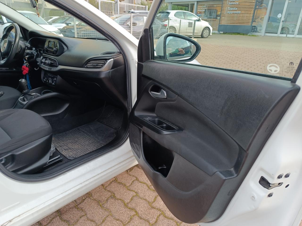 Fiat Tipo 1.3 Mjt S&S 5 porte Easy