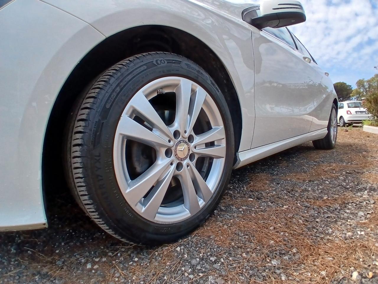 Mercedes-benz A 180 d Automatic Premium