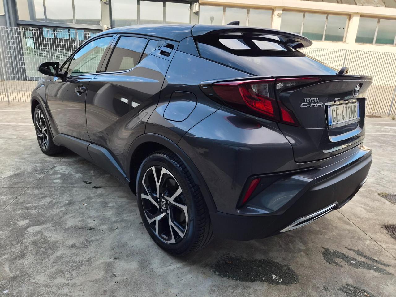 Toyota C-HR 2.0 Hybrid E-CVT Trend