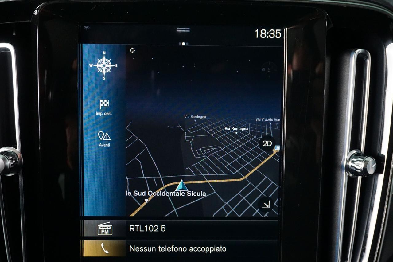 Volvo XC40 T5 Recharge Plug-in Hybrid Inscription Expression