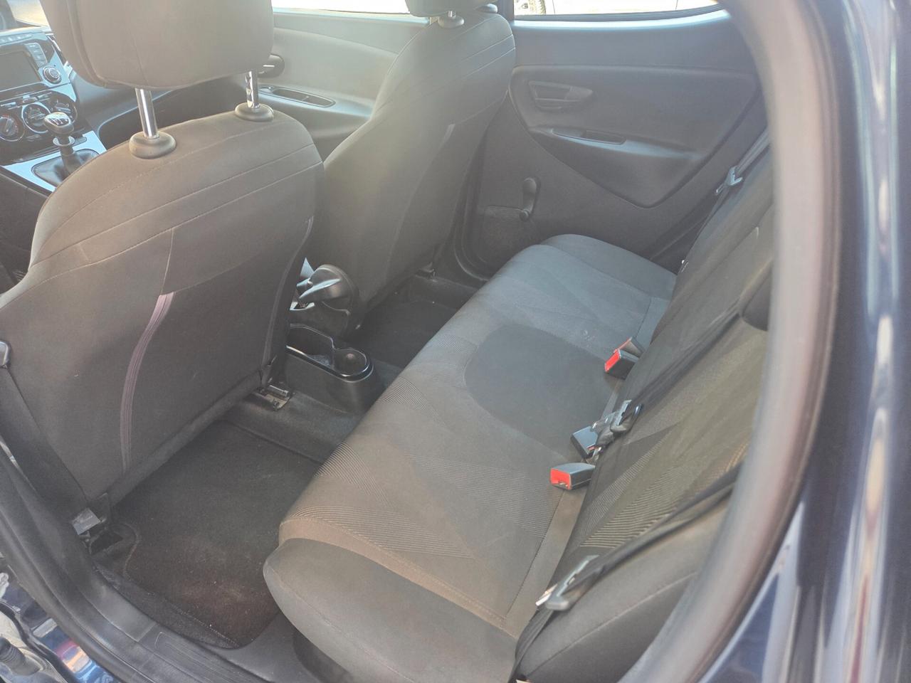 LANCIA YPSILON 1.2 BENZINA ANNO 2020 KM80000 CERT