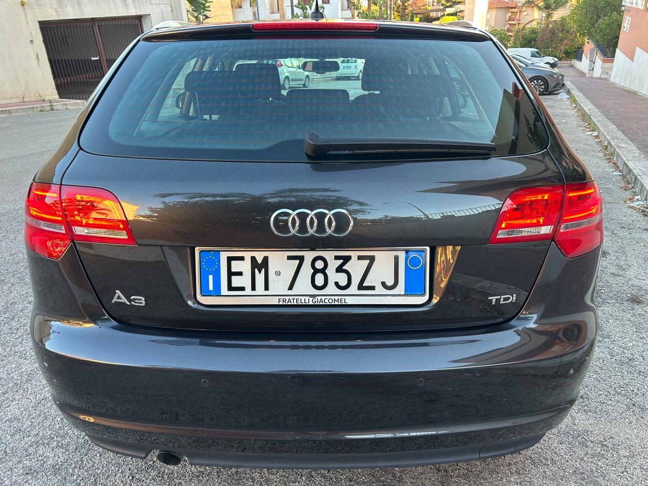 Audi A3 SPB 1.6 TDI STRAFULL PARI AL NUOVO