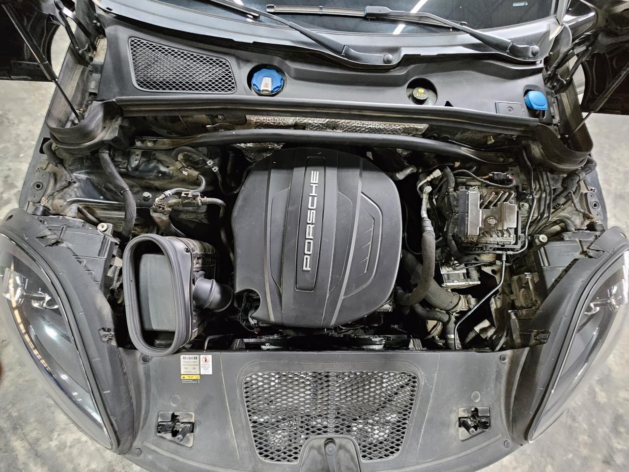 Porsche Macan 2.0 245cv pdk MOTORE ROTTO