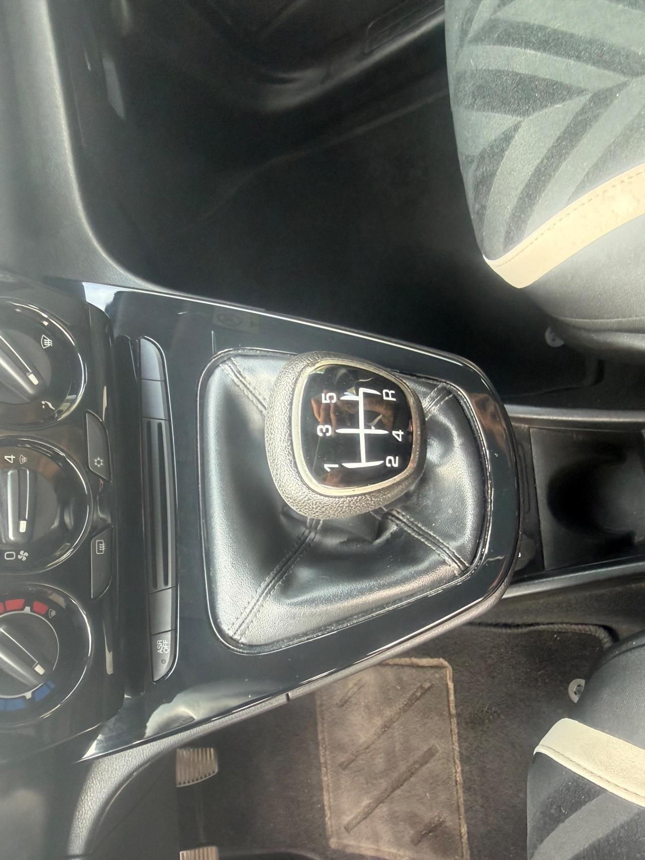 Lancia Ypsilon 1.2 69 CV 5 porte S&S Platinum