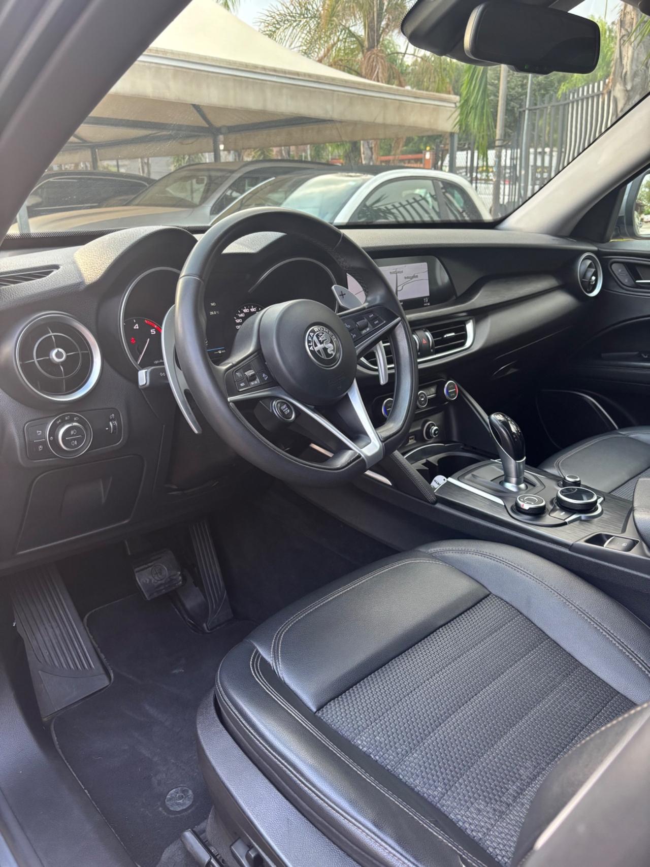 Alfa Romeo Stelvio 2.2 Turbodiesel 210 CV AT8 Q4 Super