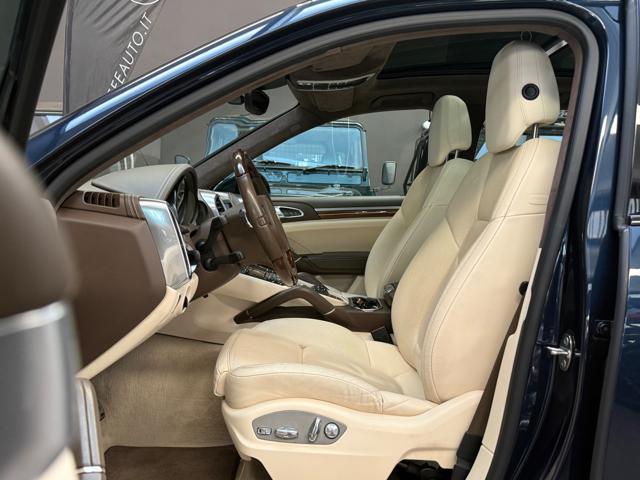 PORSCHE Cayenne 4.8 GTS