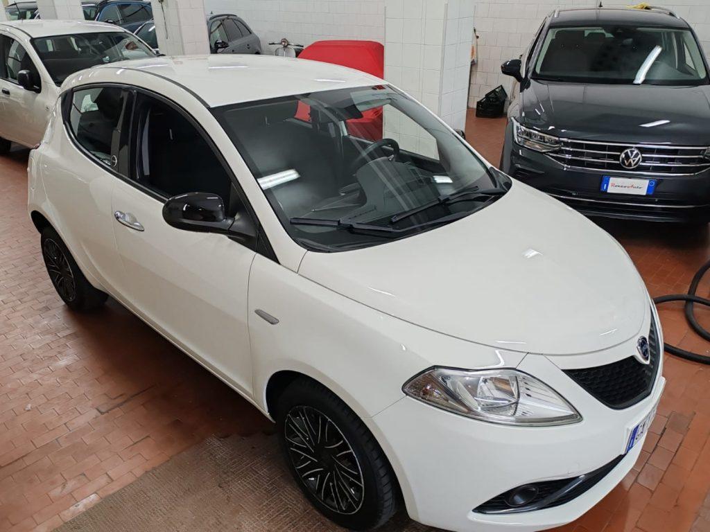 LANCIA Ypsilon 1.2 69 CV 5 porte GPL Gold