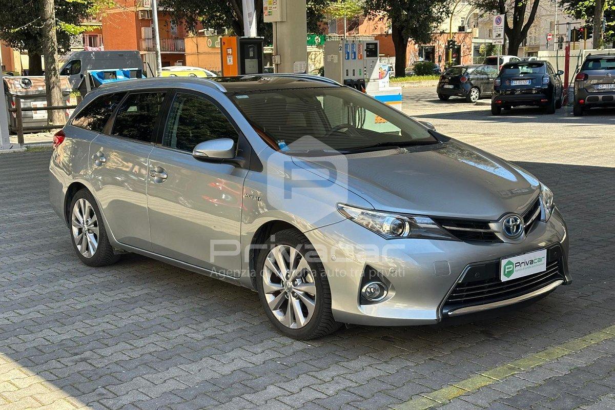 TOYOTA Auris Touring Sports 1.8 Hybrid Lounge