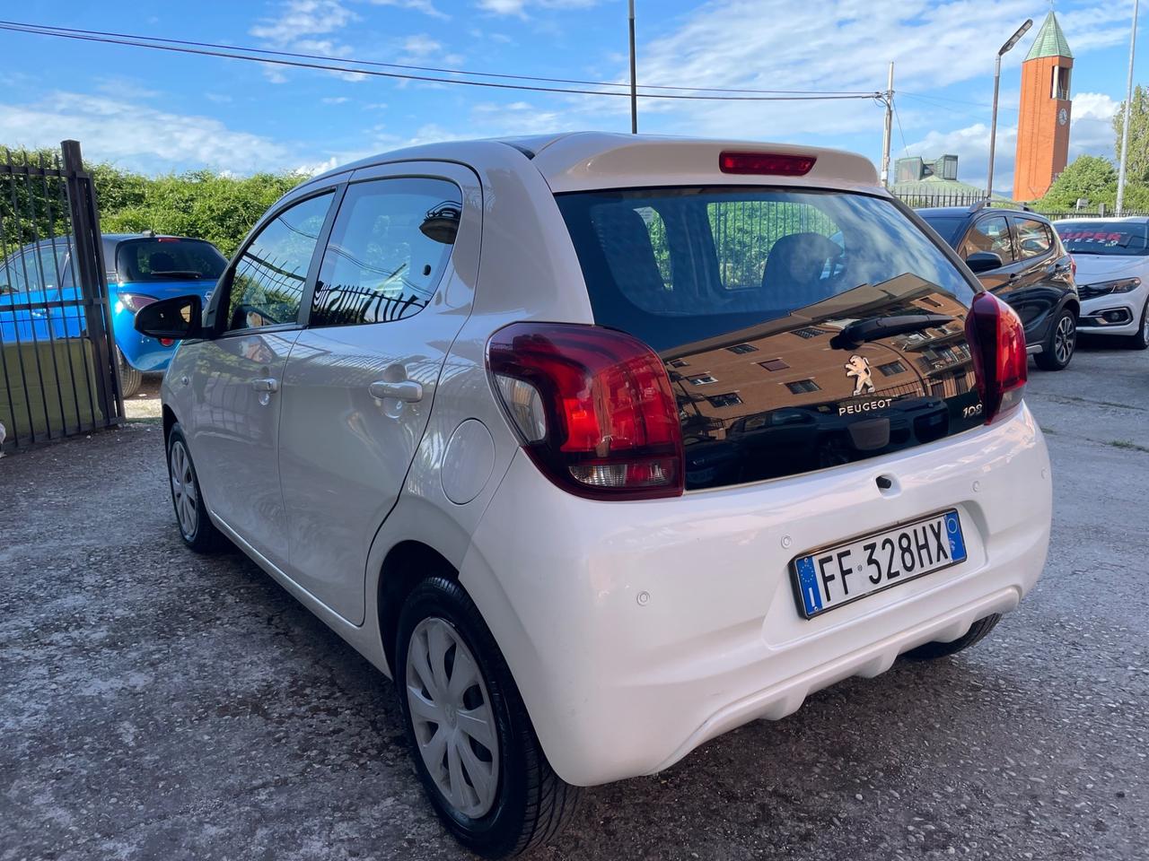 Peugeot 108 VTi 68 5 porte Roland Garros TOP!