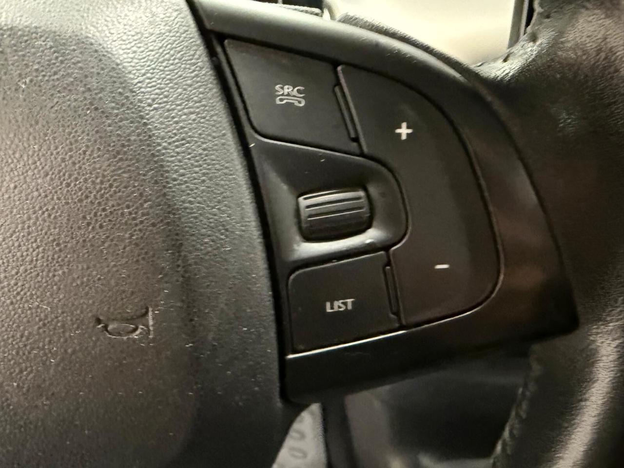 Citroen C4 Cactus Shine 82 cv