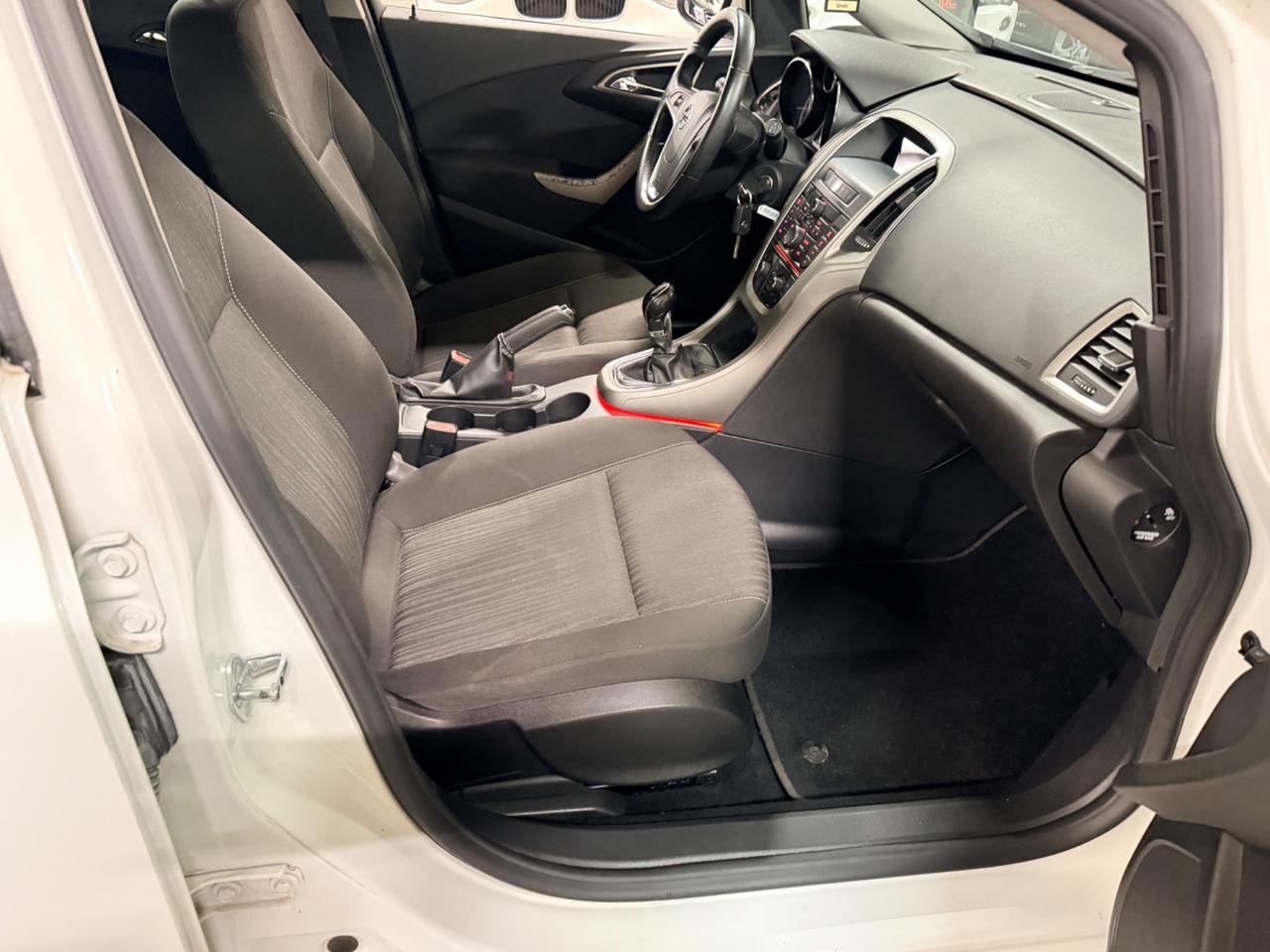 Opel Astra 1.4 100CV 5 porte Elective