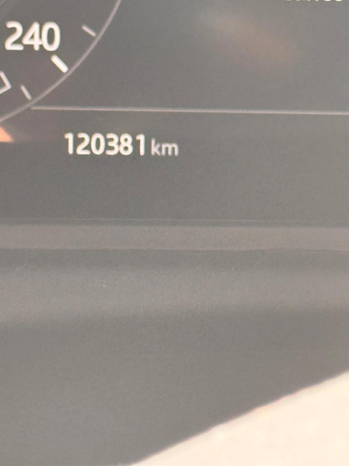 Land Rover Range Velar 2.0D I4 240 CV R-Dynamic