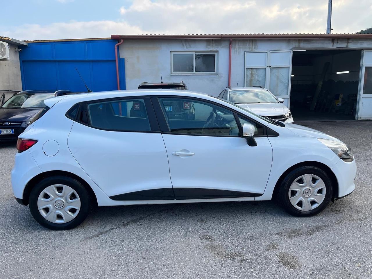 Renault Clio 5P-1.2 gpl -full -2013