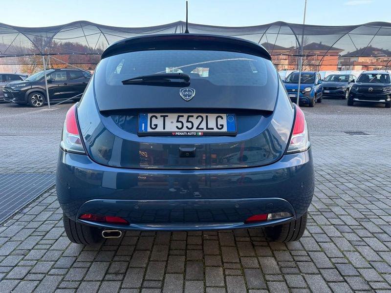 Lancia Ypsilon Ypsilon 1.0 FireFly 5 porte S&S Hybrid Platino
