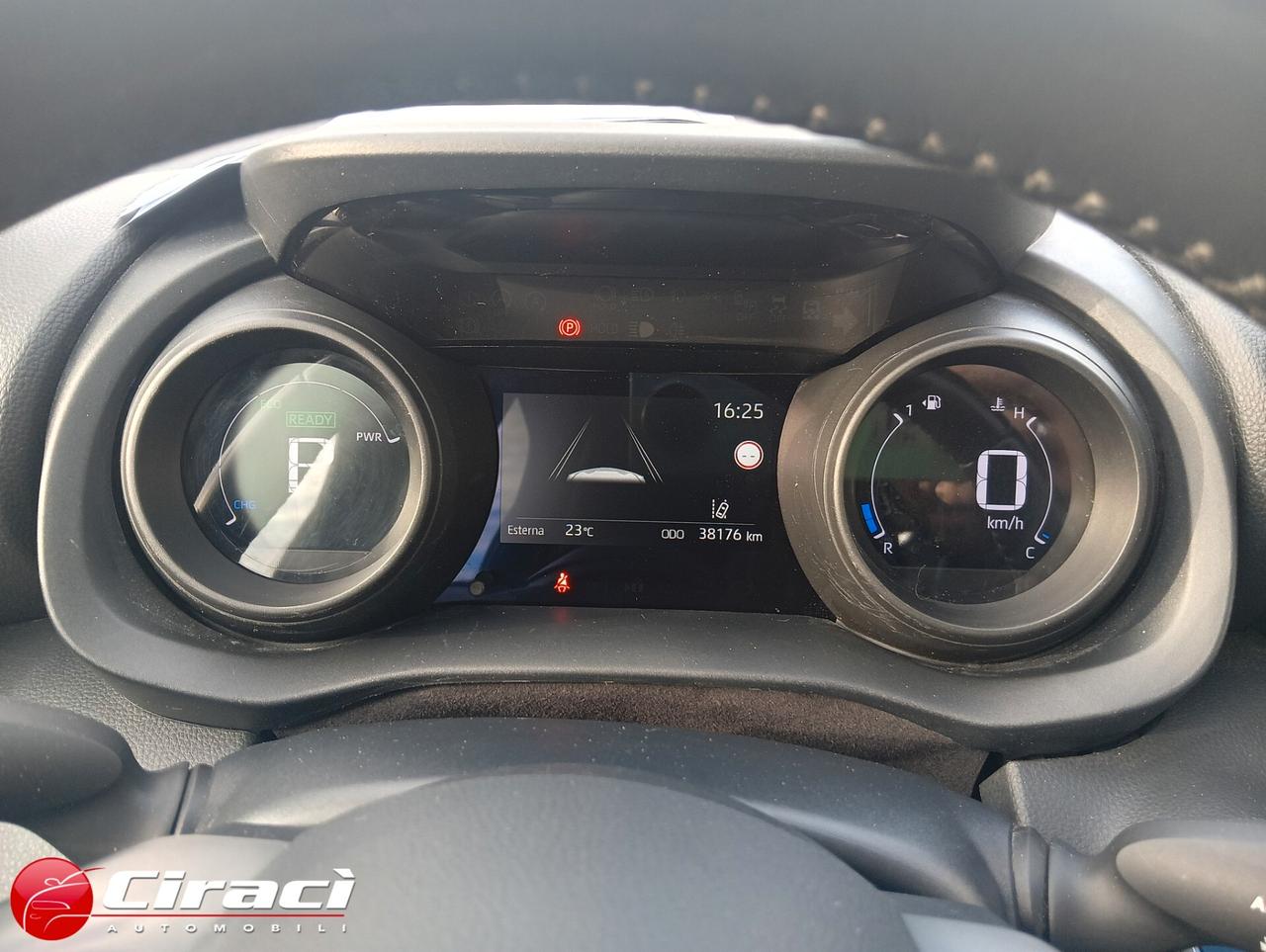 Toyota Yaris 1.5 Hybrid 5 porte Trend