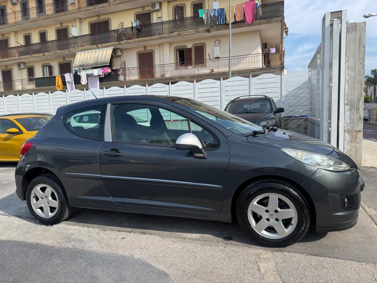 Peugeot 207 1.4 BENZINA 75CV 2011
