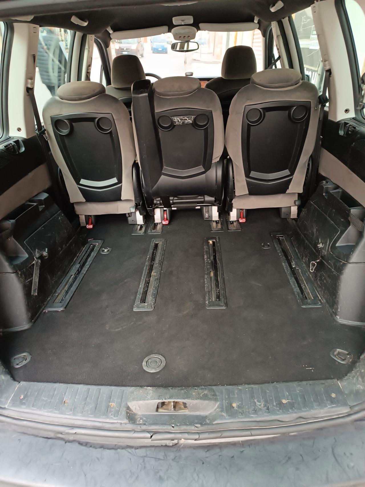 Peugeot 807 2.0 HDi 136 CV autocarro 5 POSTI full