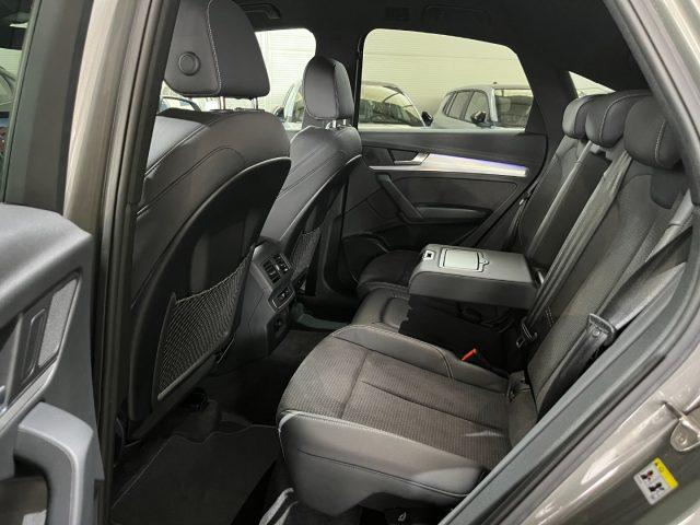 AUDI Q5 SPB Sportback 40 TDI quattro Identity Black S line