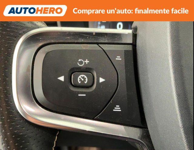 VOLVO XC40 T4 Geartronic R-design