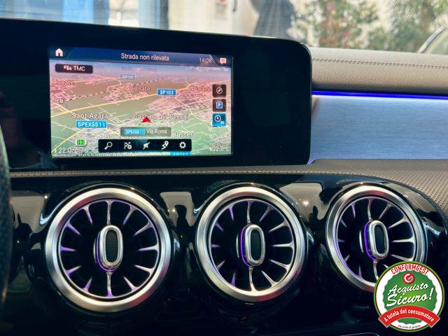 MERCEDES-BENZ CLA 180 Premium *TETTO*NEOPATENTATI*LUCI 64 COLORI*